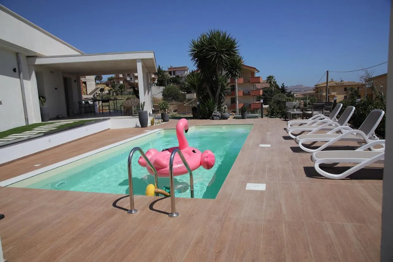 Valenti Rooms & Relax Villaggio Mosè 0*,