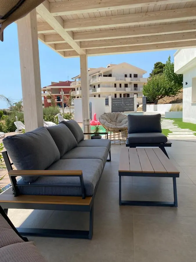 Valenti Rooms & Relax Villaggio Mosè Bed & Breakfast