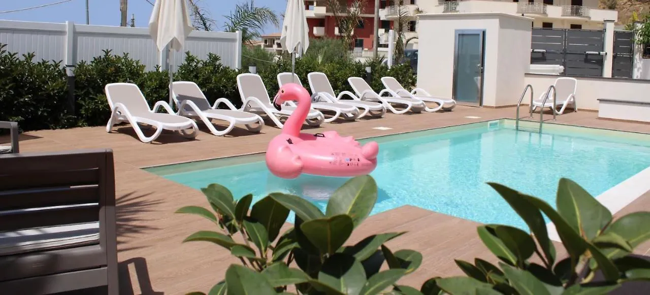 Valenti Rooms & Relax Villaggio Mosè Bed & Breakfast