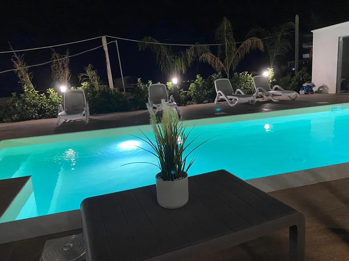 Valenti Rooms & Relax Villaggio Mose  0*, Villaggio Mose (Sicily)